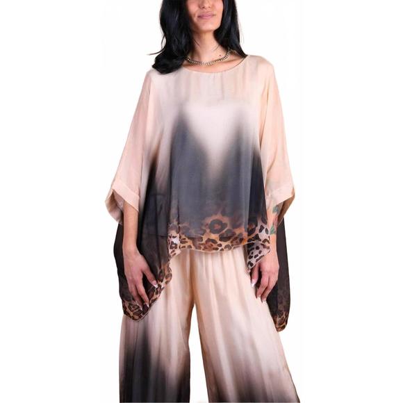 GIGI MODA Tops - NEW GIGI MODA seta savanna kaftan top in cream